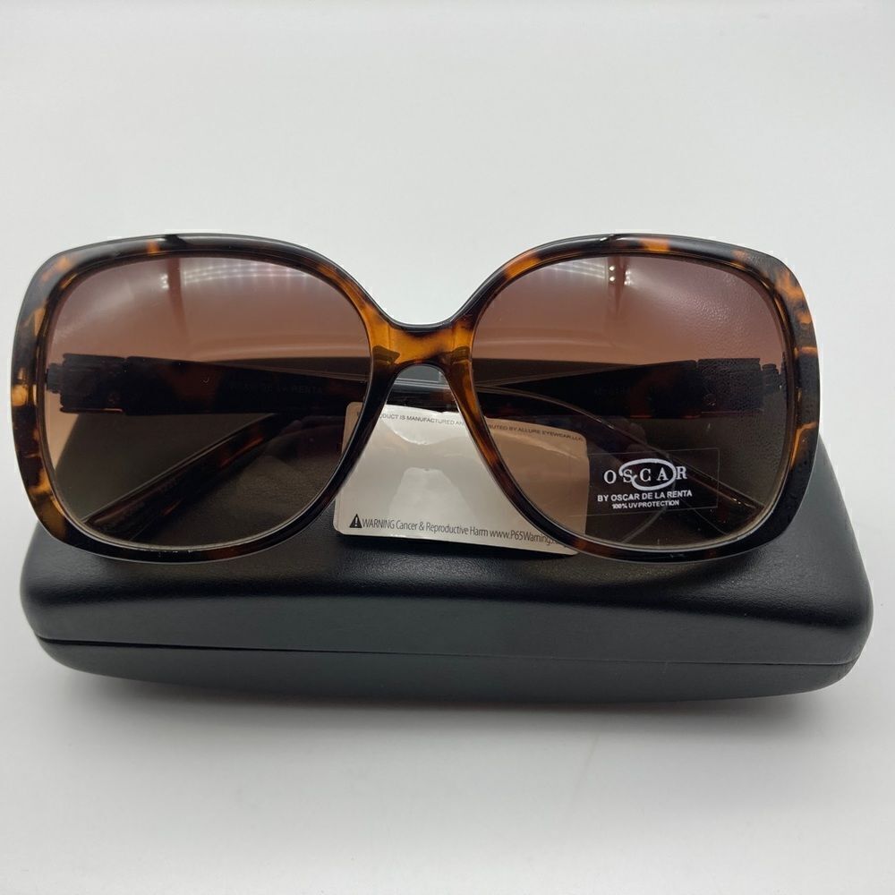NWT Oscar De La Renta  Brown Tortoise Sunglasses Side Gold Tone Logo Mod 1341215